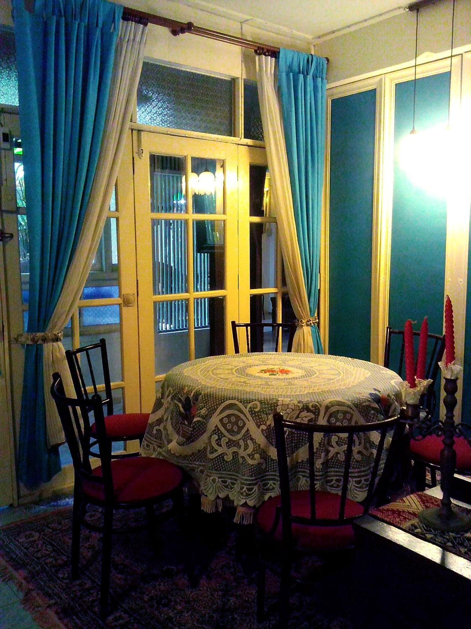 Cafe De Baan Raow Hotel Bangkok Kültér fotó