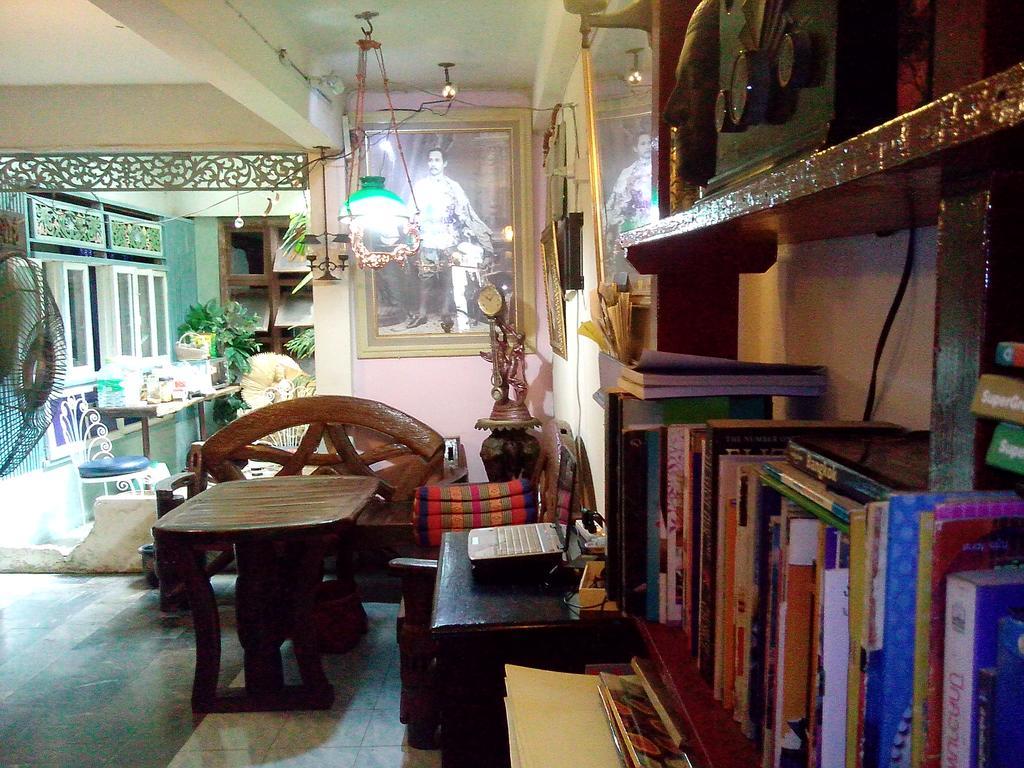 Cafe De Baan Raow Hotel Bangkok Kültér fotó