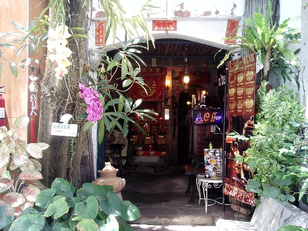 Cafe De Baan Raow Hotel Bangkok Kültér fotó