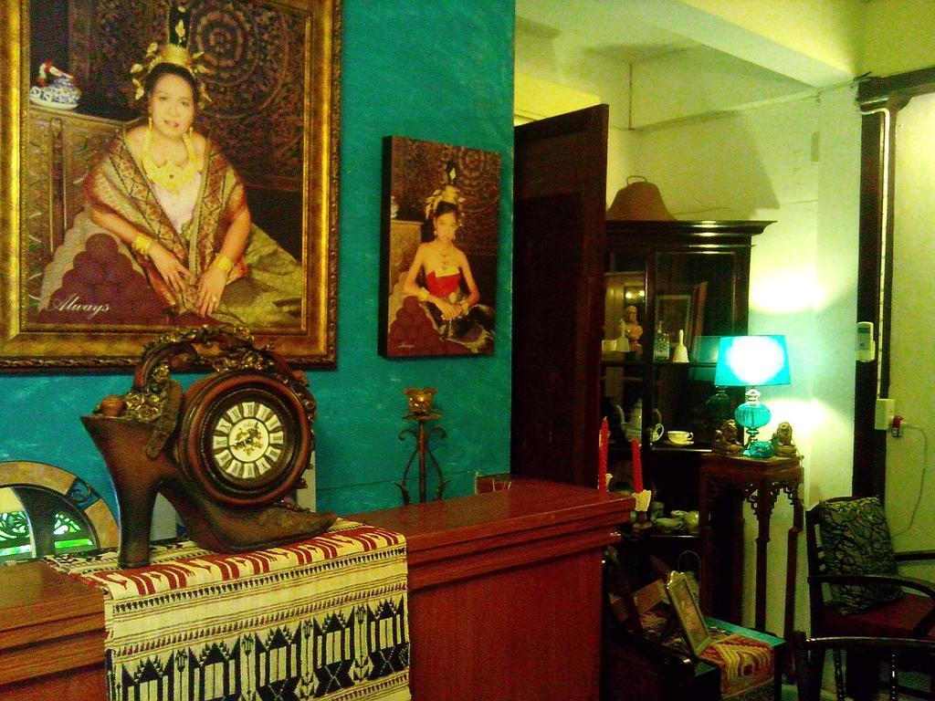 Cafe De Baan Raow Hotel Bangkok Kültér fotó