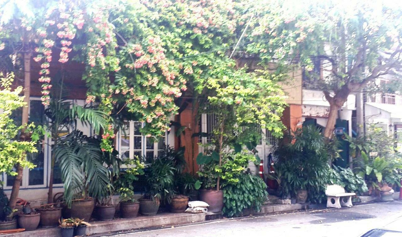 Cafe De Baan Raow Hotel Bangkok Kültér fotó